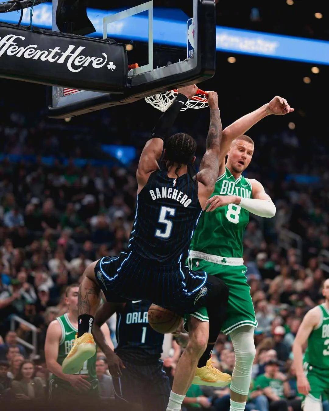 爱游戏-风云突变！奥兰多魔术赛后伤情更新；NBA常规赛版图或变；态度坚定；资深球员宣示担当的简单介绍-爱游戏