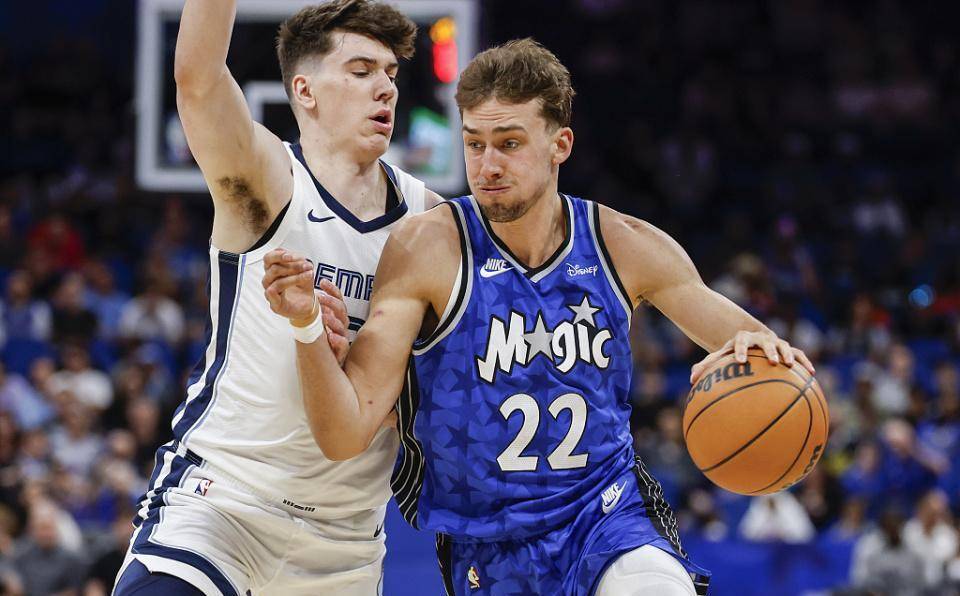 风云突变！奥兰多魔术赛后伤情更新；NBA常规赛版图或变；态度坚定；资深球员宣示担当的简单介绍